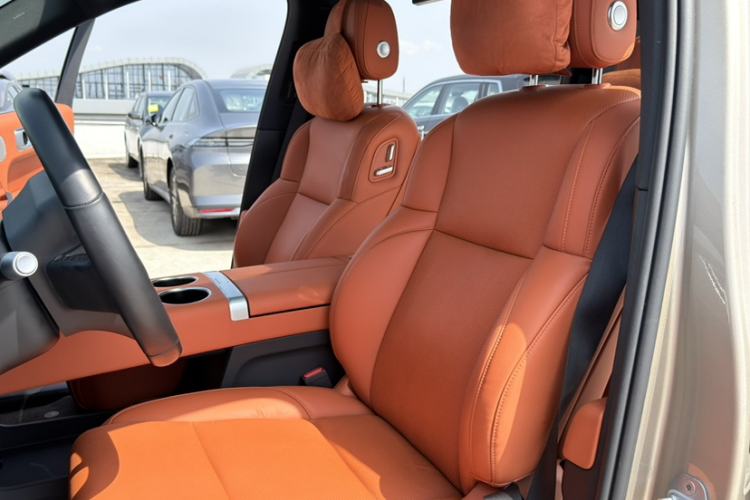 Used Li Auto L9 2022 Max model Interior 4