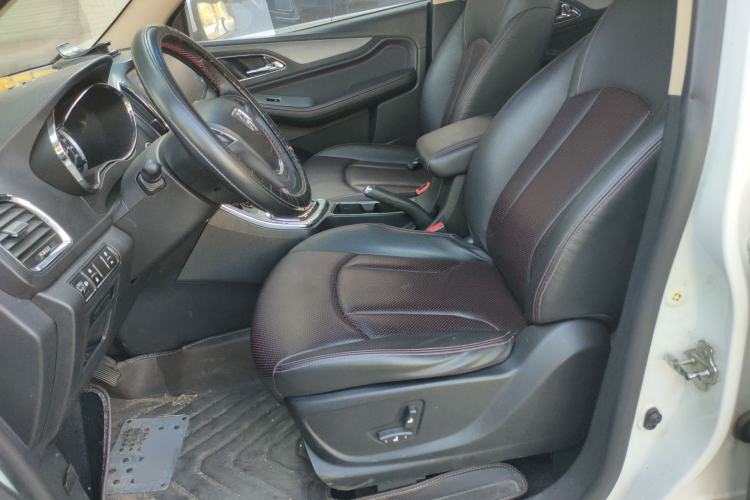 Used Baojun 560 2016 1.8L iAMT Luxury Model