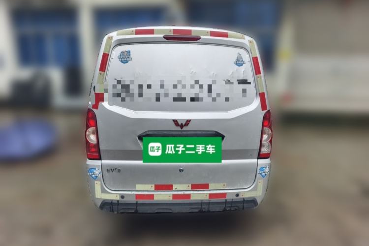 Used Wuling Electric Truck 2022 Affordable Model Anchi with 35.904 kWh Rear