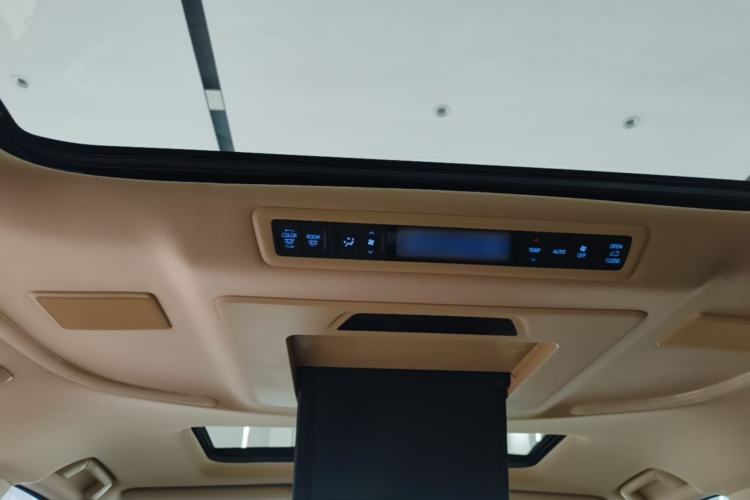 Used Toyota Vellfire 2019 Dual-Engine 2.5L HV Prestige Edition
