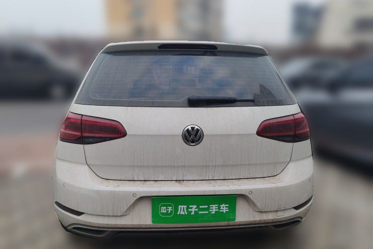 Used Volkswagen Golf 2018 230TSI Automatic Luxury Version
