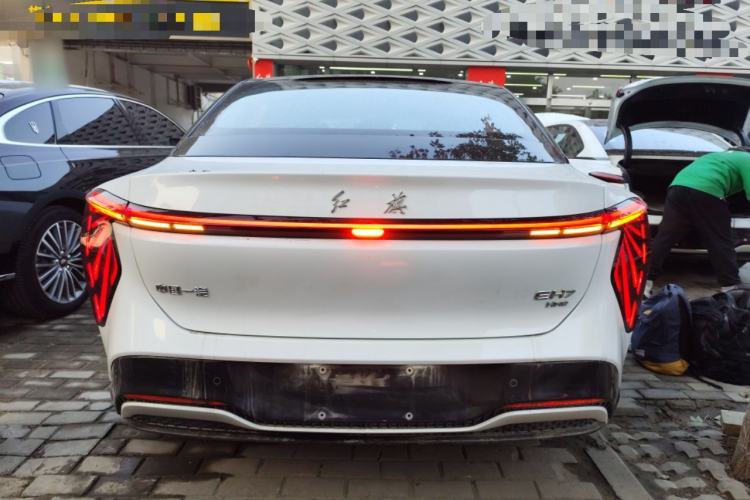 Used Hongqi EH7 2024 690 Pro
