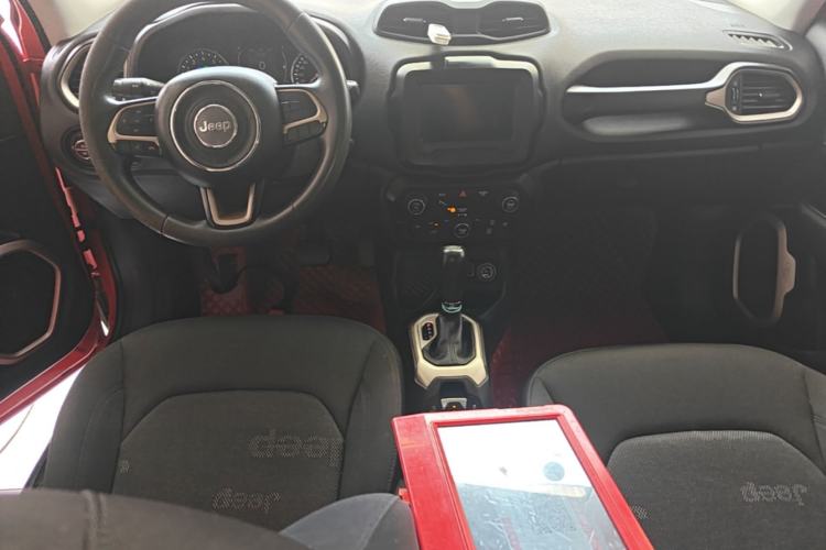 Used Jeep Renegade 2018 Connected Large Screen Version 180T Automatic High-Energy Edition