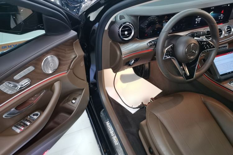 Used Mercedes-Benz E-Class 2023 Updated E 300 L Luxury Edition
