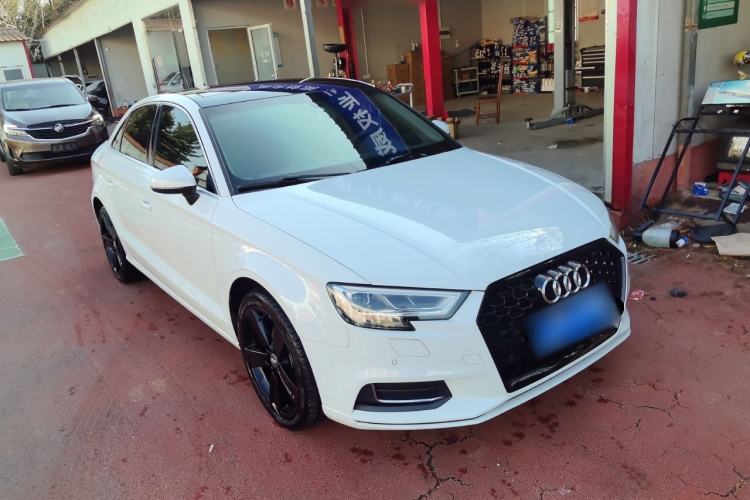 Used Audi A3 2020 Limousine 35 TFSI Style Edition China VI Emission Standard Front Right 45 Deg