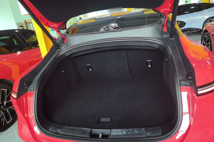 Used Avatr 06 2025 Pro Range-Extended Edition
