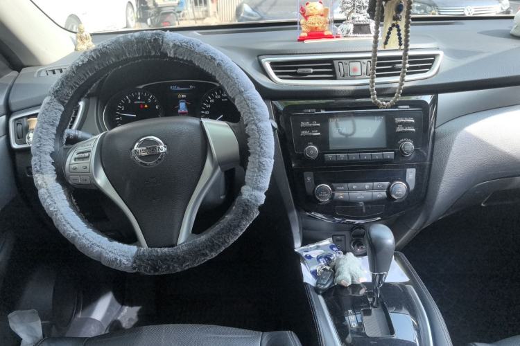 Used Nissan X-Trail 2014 2.0L CVT Comfort Edition 2WD Center Console