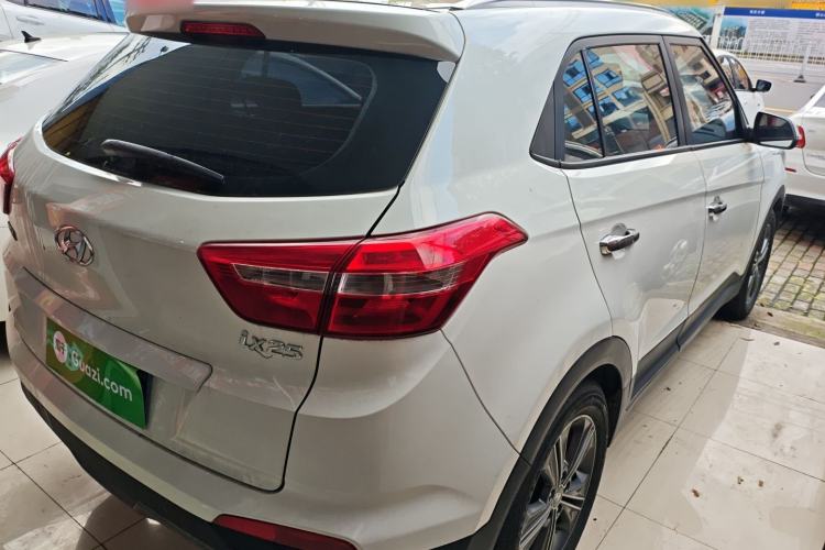 Used Hyundai ix25 2015 1.6L Automatic Two-Wheel Drive Smart GLS Trim
