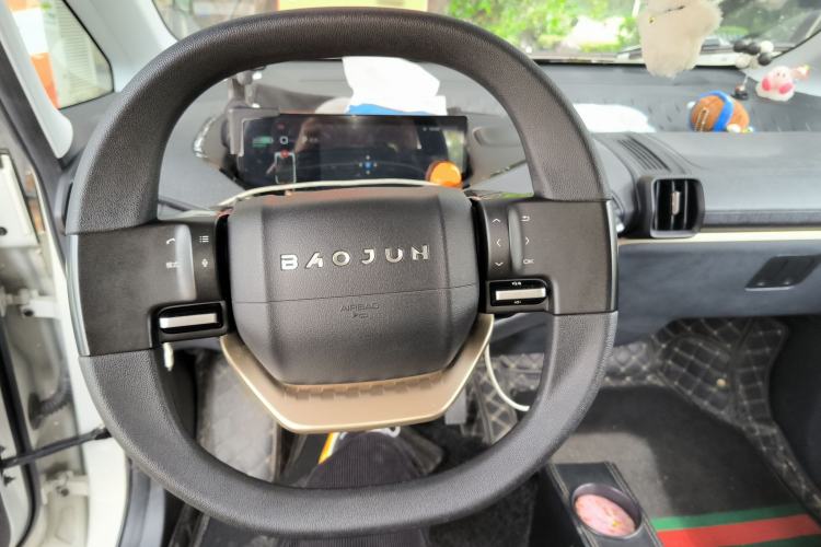 Used Baojun KiWi EV 2022 Artist Lite Edition Lithium Iron Phosphate
