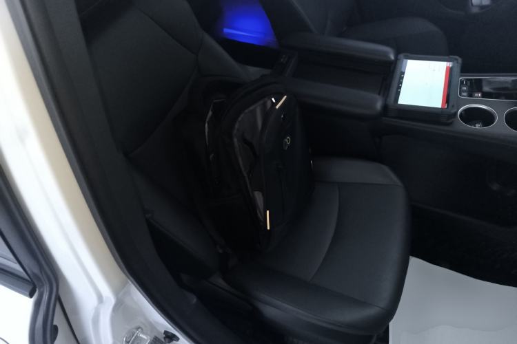 Used Toyota Granvia 2024 2.5L Hybrid Luxury Edition