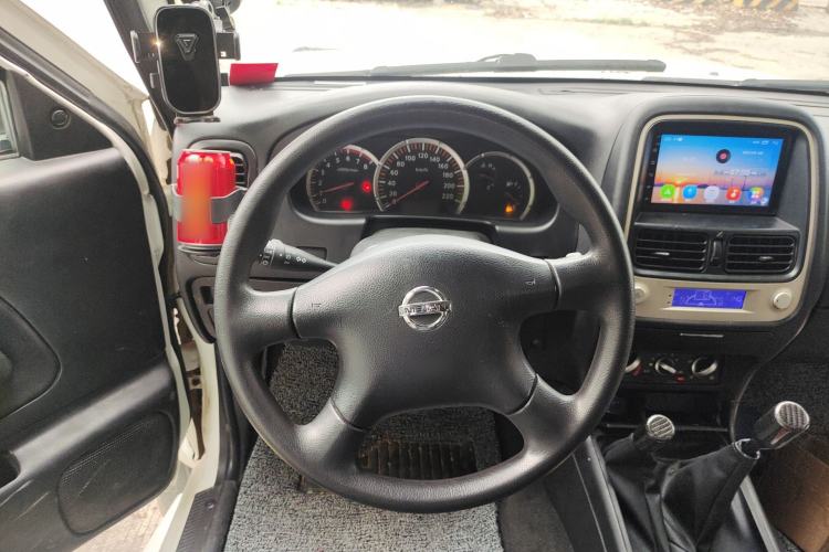 Used Nissan Paladin 2008 2.4L 4x4 Standard Edition Steering Wheel