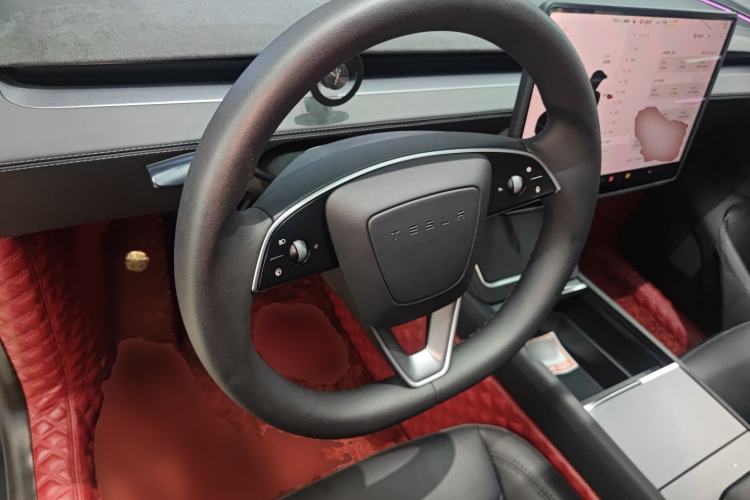 Used Tesla Model Y 2025 Long-Range All-Wheel Drive First Edition