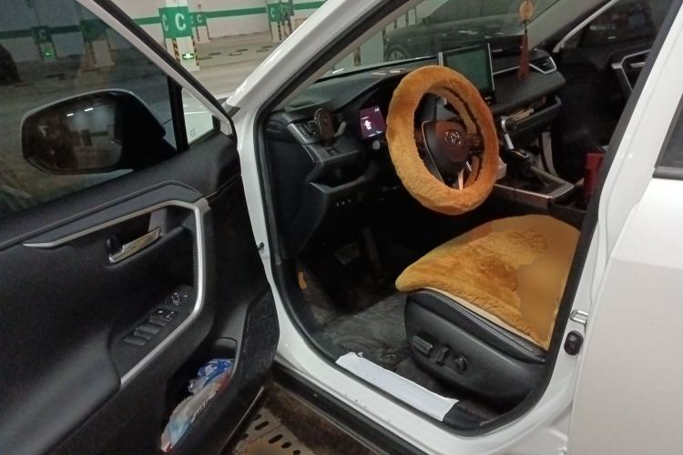 Used Toyota RAV4 2021 2.0L CVT 4x4 Style PLUS Edition