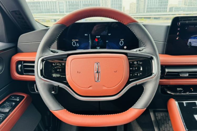 Used Lincoln Aviator 2024 3.0T V6 All-Wheel-Drive Luxury Edition Six Seats