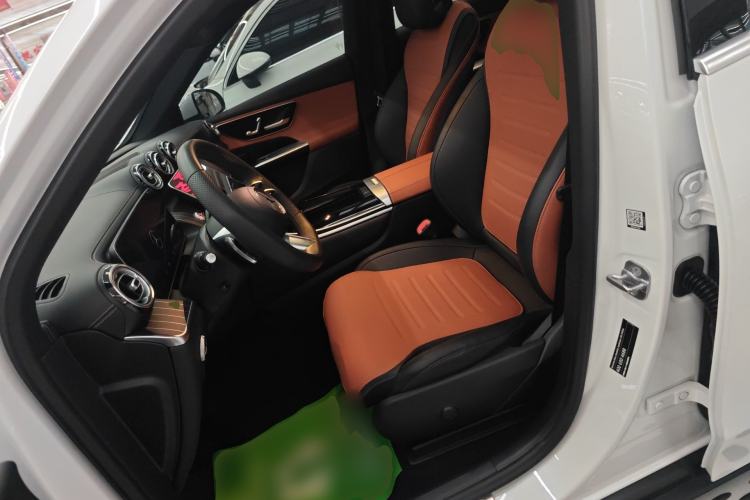 Used Mercedes-Benz GLC 2023 GLC 260 L 4MATIC Luxury Model 5 Seats