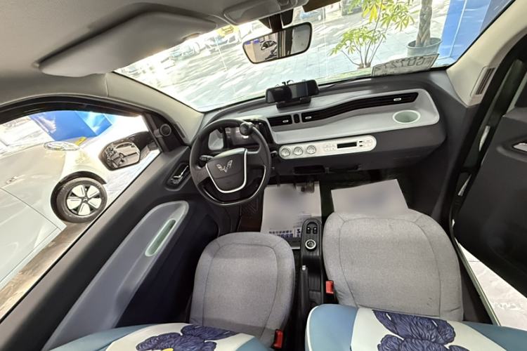 Used Wuling Hongguang MINIEV 2021 Macaron Fashion Model Lithium Iron Phosphate