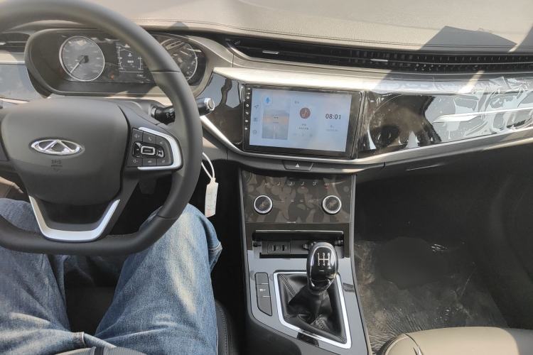 Used Chery Arrizo 5 2025 Excellence Version 1.5L Manual Fashion Edition
