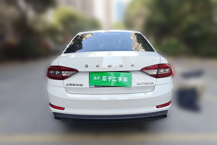 Used Skoda Octavia 2019 1.5L Automatic SmartDrive Comfort Edition China VI Standard Rear