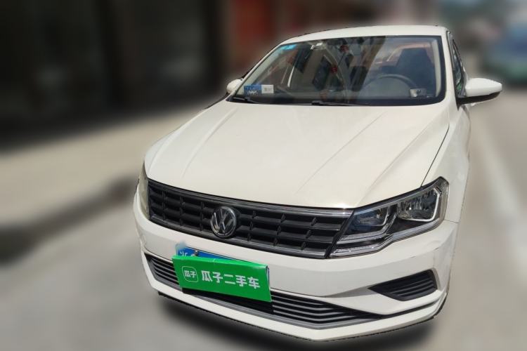 Used Volkswagen Jetta 2017 1.4L Manual Fashion Edition
