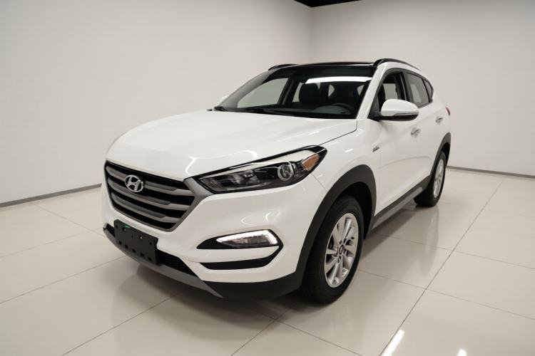 Used Hyundai Tucson 2018 1.6T Dual-Clutch Two-Wheel Drive 15th Anniversary Special Edition Guazi used car, China used car export, Used car for sale, Used  cars, Cheapest cars for sale