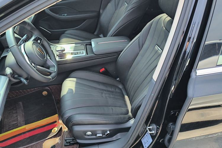 Used Hongqi H5 2024 2.0T Automatic Smart Connect Flagship Edition
