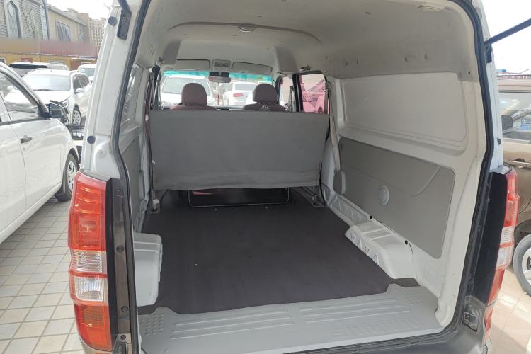 Used Jinbei New Hiace X30L 2021 1.5L Wealth Van Non-Air-Conditioned Version China VI Standard SWC15M
