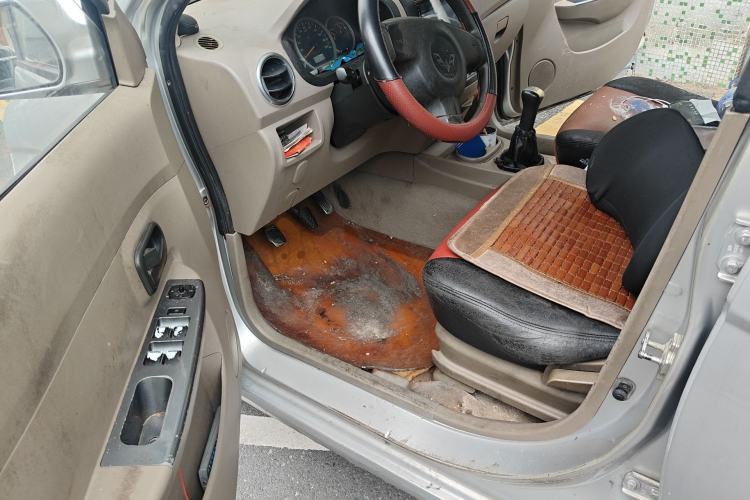 Used Wuling Hongguang 2010 1.4L Comfort Version Driver Seat