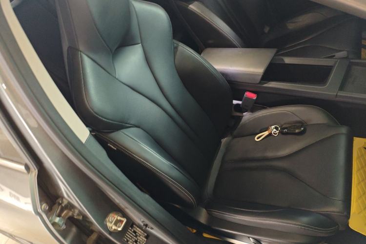 Used XPeng G3 2021 G3i 460N Right Front Seat