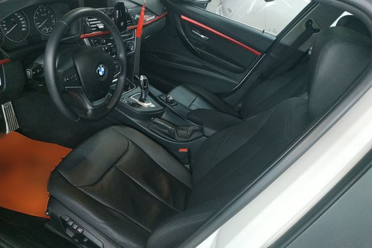 Used BMW 3 Series 2015 320Li Luxury Edition Fashion Model
