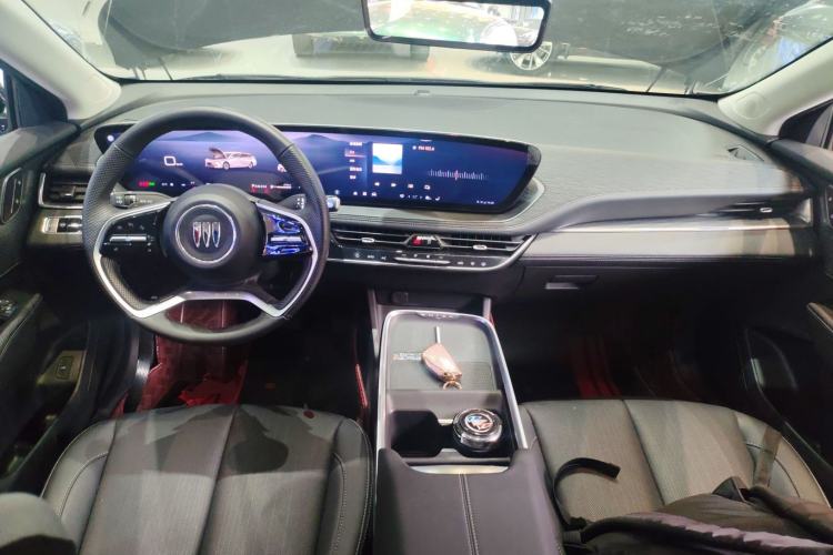 Used Buick LaCrosse 2025 28T Platinum Edition