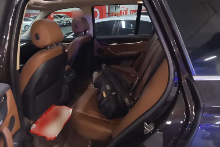 Used BMW X5 2015 xDrive28i Left Rear Seat