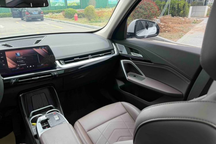 Used BMW X1 2024 sDrive25Li X Design Package Interior 10