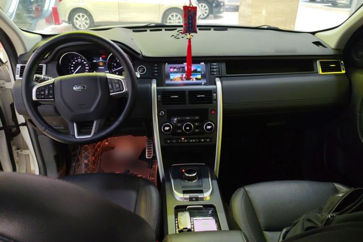 Used Land Rover Discovery Sport 2019 240 PS SE Version China V Standard