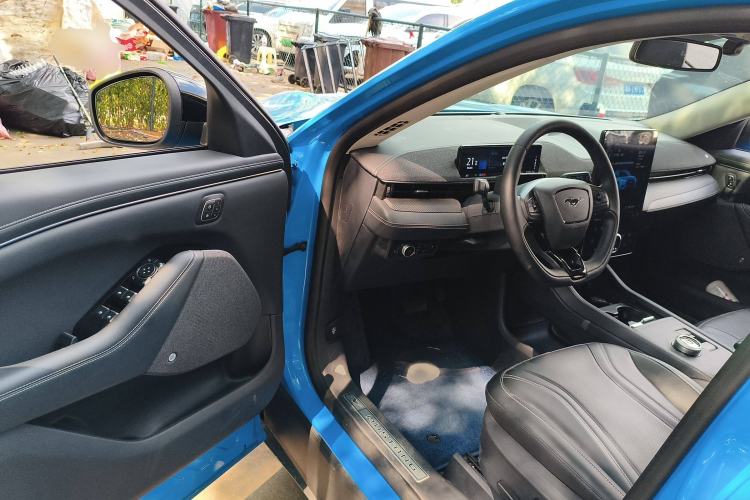 Used Ford Mustang Mach-E 2021 AION Y Plus Rear-Drive Luxury Edition (Long Range)