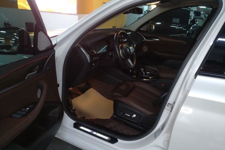 Used BMW X3 2023 xDrive30i Leading Model M Night Edition Package Driver Seat