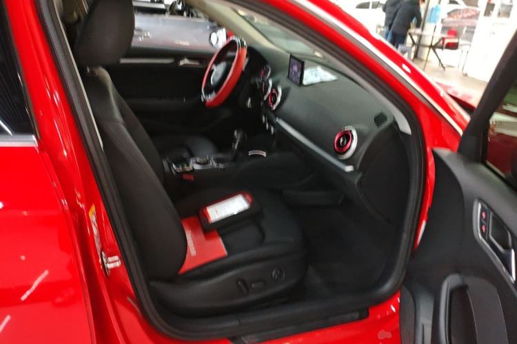 Used Audi A3 2015 Sportback 35 TFSI Millionth Anniversary Comfort Model
