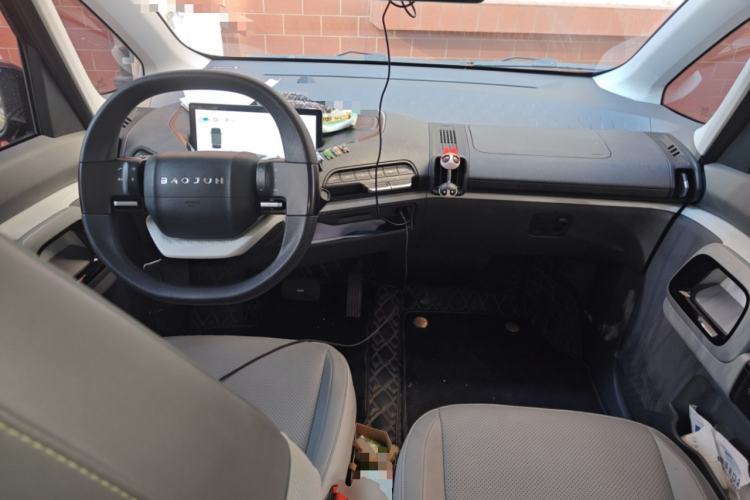 Used Baojun KiWi EV 2021 Designer Ternary Lithium Center Console