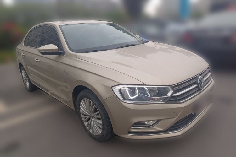 Used Volkswagen Bora 2017 230TSI DSG Comfort Version
