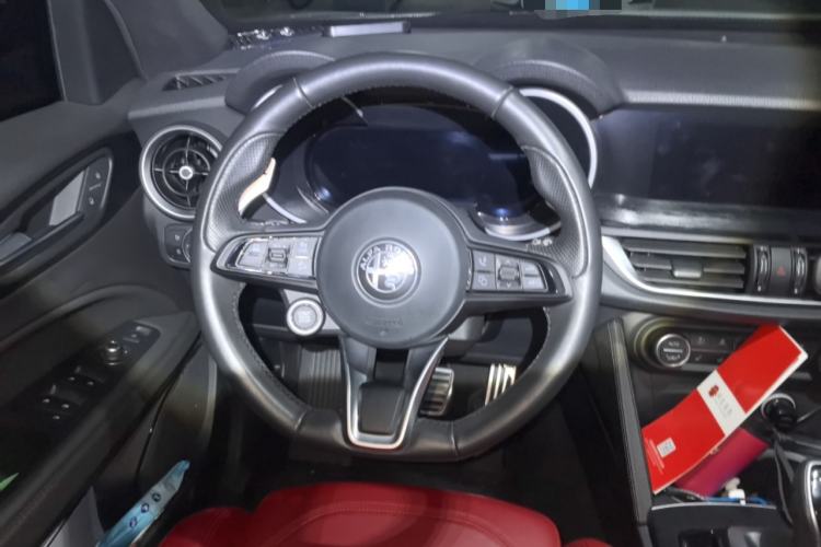 Used Alfa Romeo Stelvio 2023 2.0T 280HP Sprint Zongqing Version