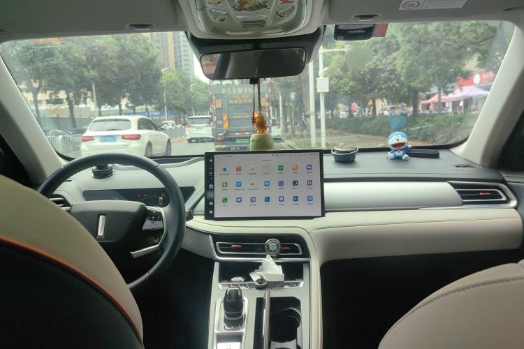 Used Wey Macchiato 2021 1.5L DHT Custom Edition Center Console