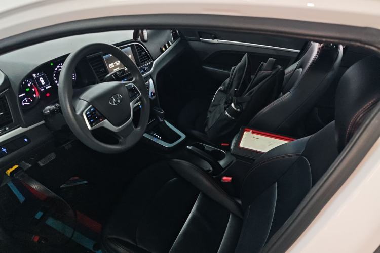 Used Hyundai Elantra (6th Generation / Lingdong) 2016 1.6L Automatic ZhiXuan – Elite Version