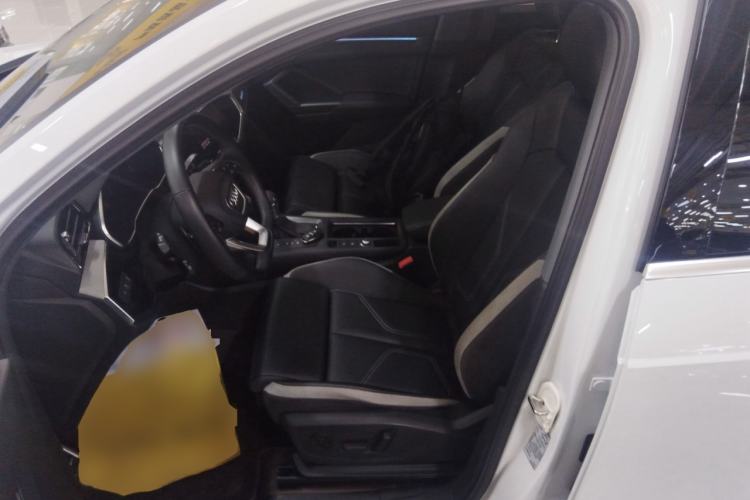 Used Audi Q3 2024 35 TFSI Fashion Dynamic Edition
