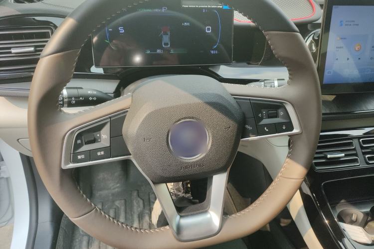 Used BYD Qin PLUS 2024 HONOR Edition DM-i 55KM Leading Model Steering Wheel