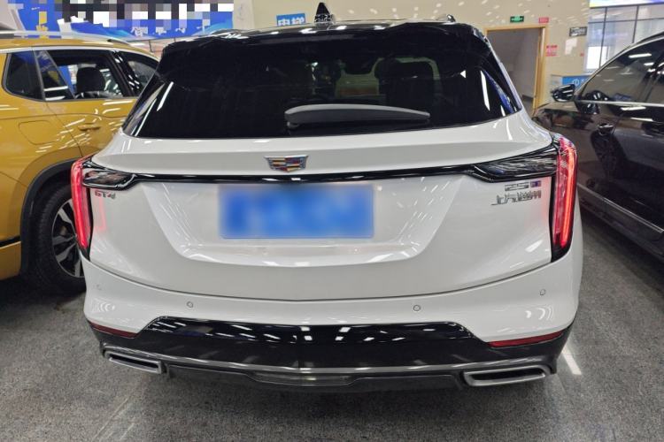 Used Cadillac GT4 2023 25T Prestige Version
