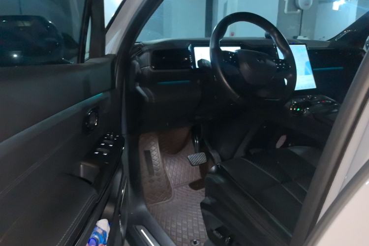 Used Nio ES8 2022 100 kWh Six-Seater Version Driver Seat