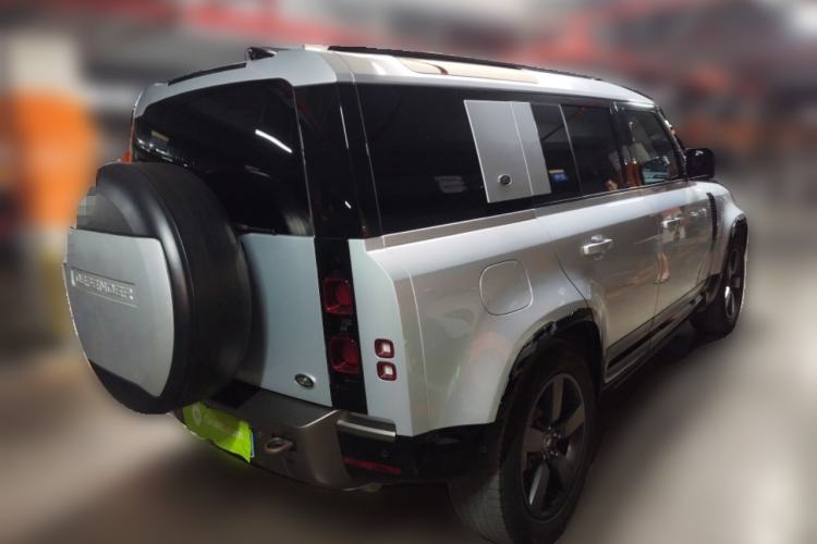 Used Land Rover Defender 2022 110 P400 X-DYNAMIC HSE Rear Right 45 Deg