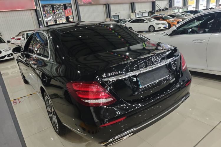 Used Mercedes-Benz E-Class 2019 E 260 L
