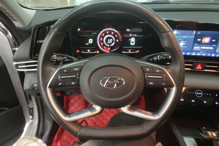 Used Hyundai Elantra 2021 1.5L CVT GLX Elite Edition
