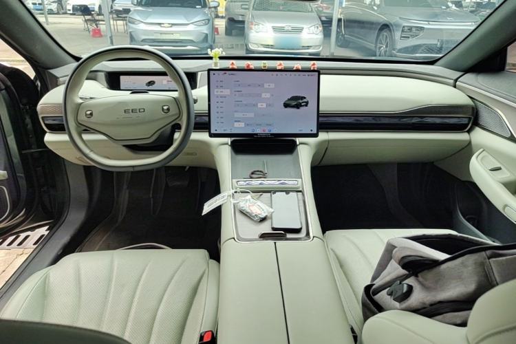 Used EXEED Star Era ES 2025 Pure Electric Fudao Version 77kWh Center Console