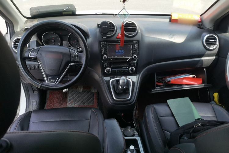 Used Haval H6 2015 Upgraded Model 1.5T Manual Two-Wheel Drive Elite Version